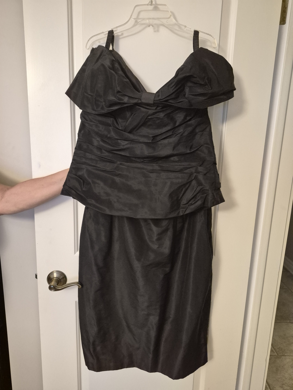 100% Silk Black Ruched Set - Women